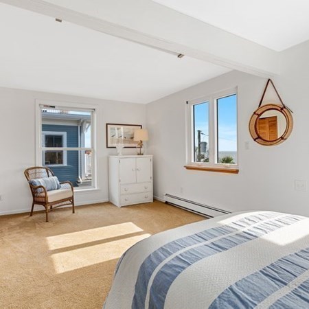 16 Fort Square Gloucester, MA 01930 - Photo 25 of 42