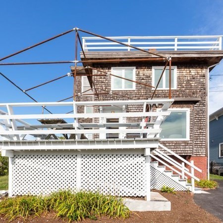 16 Fort Square Gloucester, MA 01930 - Photo 3 of 42