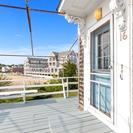 16 Fort Square Gloucester, MA 01930 - Photo 38 of 42