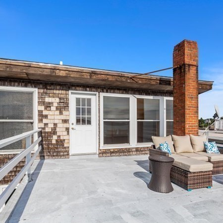 16 Fort Square Gloucester, MA 01930 - Photo 6 of 42