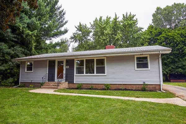 $279,900 | 167 East Delaware Avenue, Benton Harbor, MI 49022