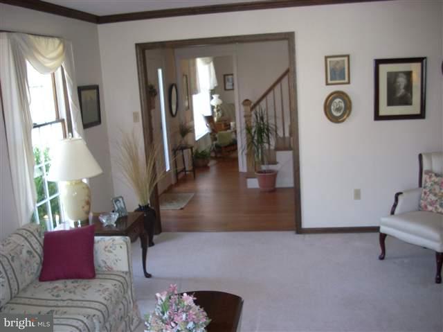 672 Deer Road Boiling Springs, PA 17007 - Photo 2 of 19 Gallery Image 2