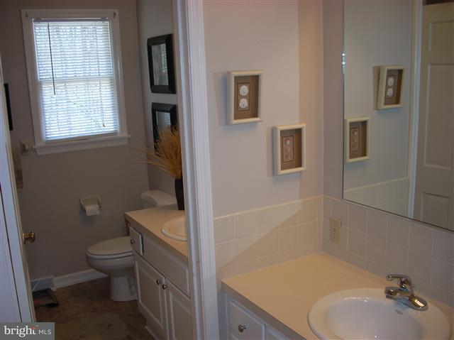 672 Deer Road Boiling Springs, PA 17007 - Photo 11 of 19 Gallery Image 11