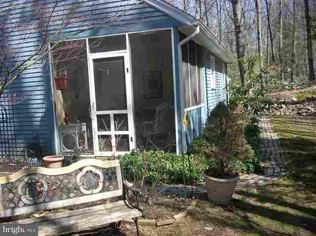 672 Deer Road Boiling Springs, PA 17007 - Photo 17 of 19 Gallery Image 17