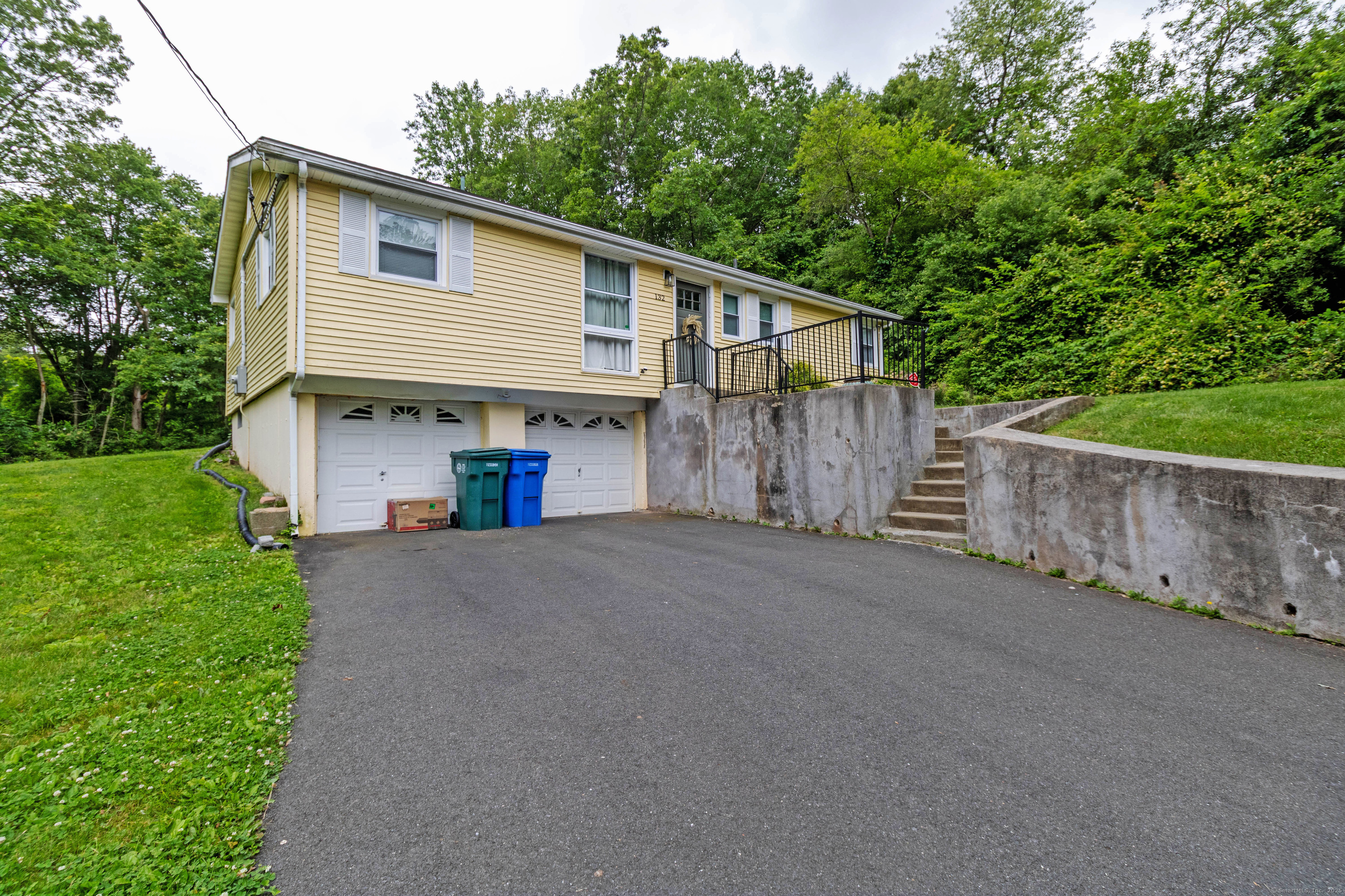 132 Stanley Road Hamden, CT 06514 - Photo 20 of 22