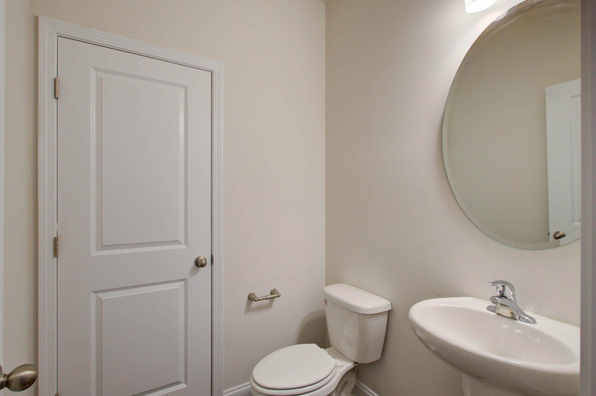 7821 Montview Road North Charleston, SC 29418 - Photo 13 of 25 7821+Montview+(17)