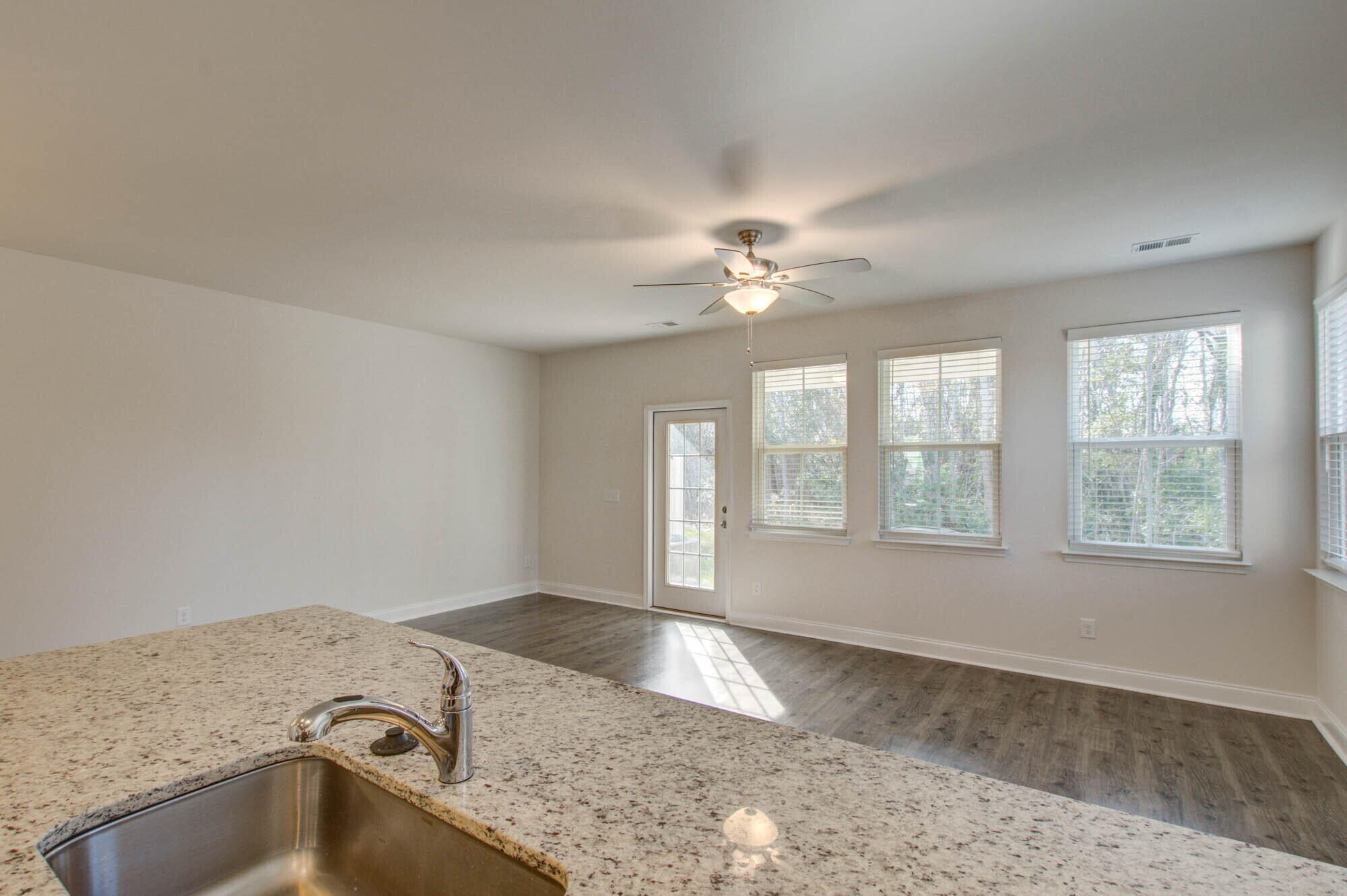 7821 Montview Road North Charleston, SC 29418 - Photo 8 of 25 7821+Montview+(12)