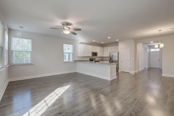 $1,695 | 7821 Montview Road, North Charleston, SC 29418
