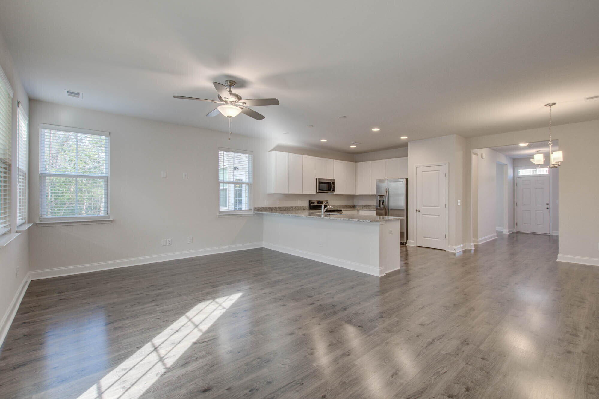 7821 Montview Road North Charleston, SC 29418 - Photo 10 of 25 7821+Montview+(14)