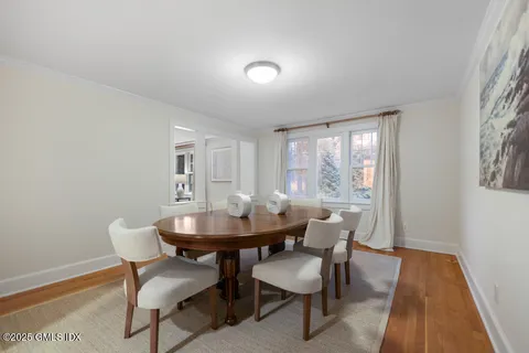 $3,195,000 | 145 Porchuck Road, Greenwich, CT 06831