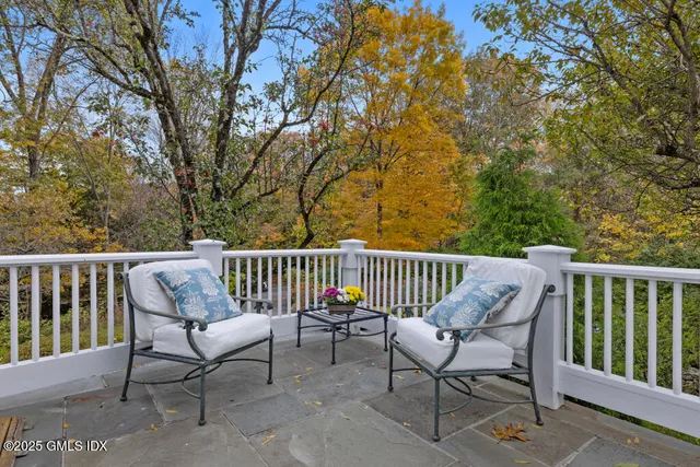 $3,195,000 | 145 Porchuck Road, Greenwich, CT 06831