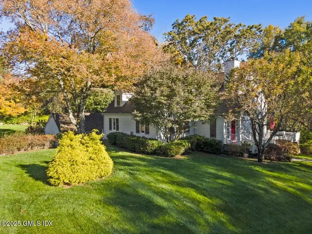 $3,195,000 | 145 Porchuck Road, Greenwich, CT 06831