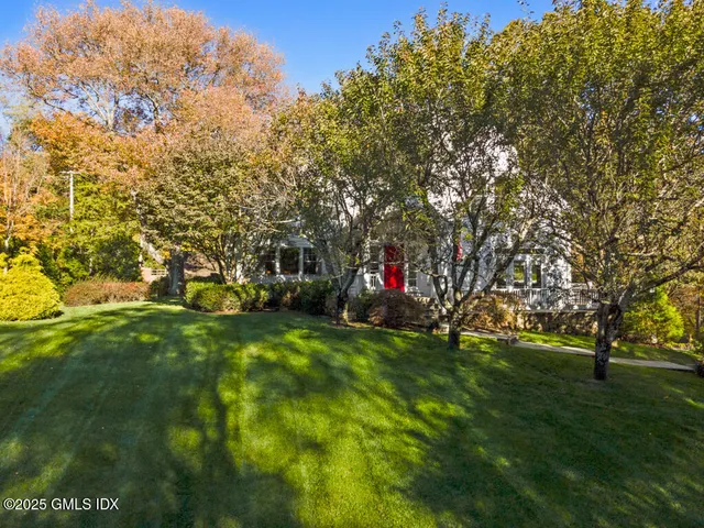 $3,195,000 | 145 Porchuck Road, Greenwich, CT 06831