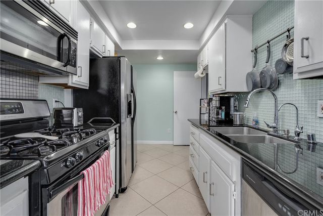 $535,000 | 444 Piedmont Avenue, Unit 317, Glendale, CA 91206