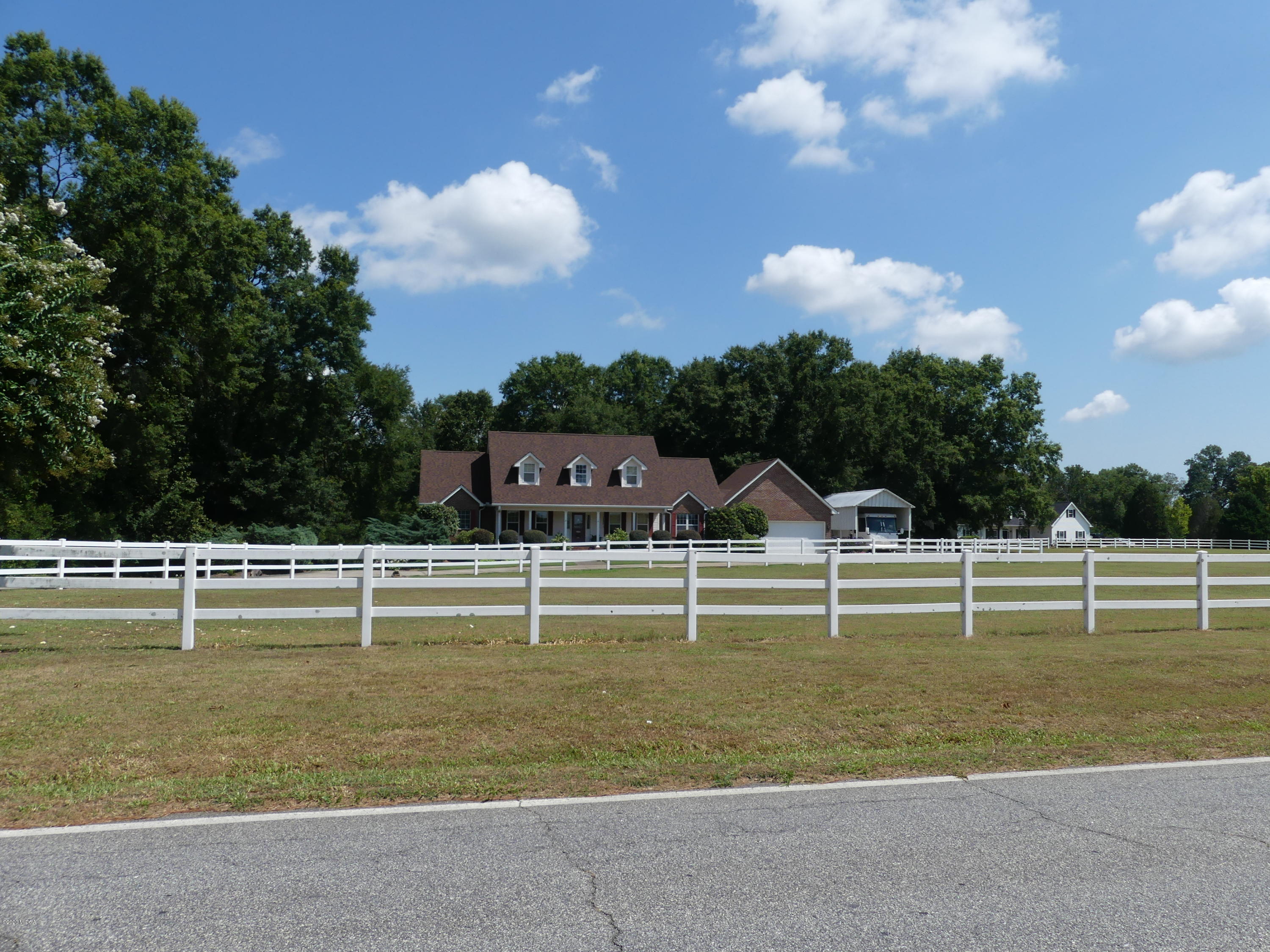 3755 Walden Road Macon, GA 31216 - Photo 40 of 41 P1020385