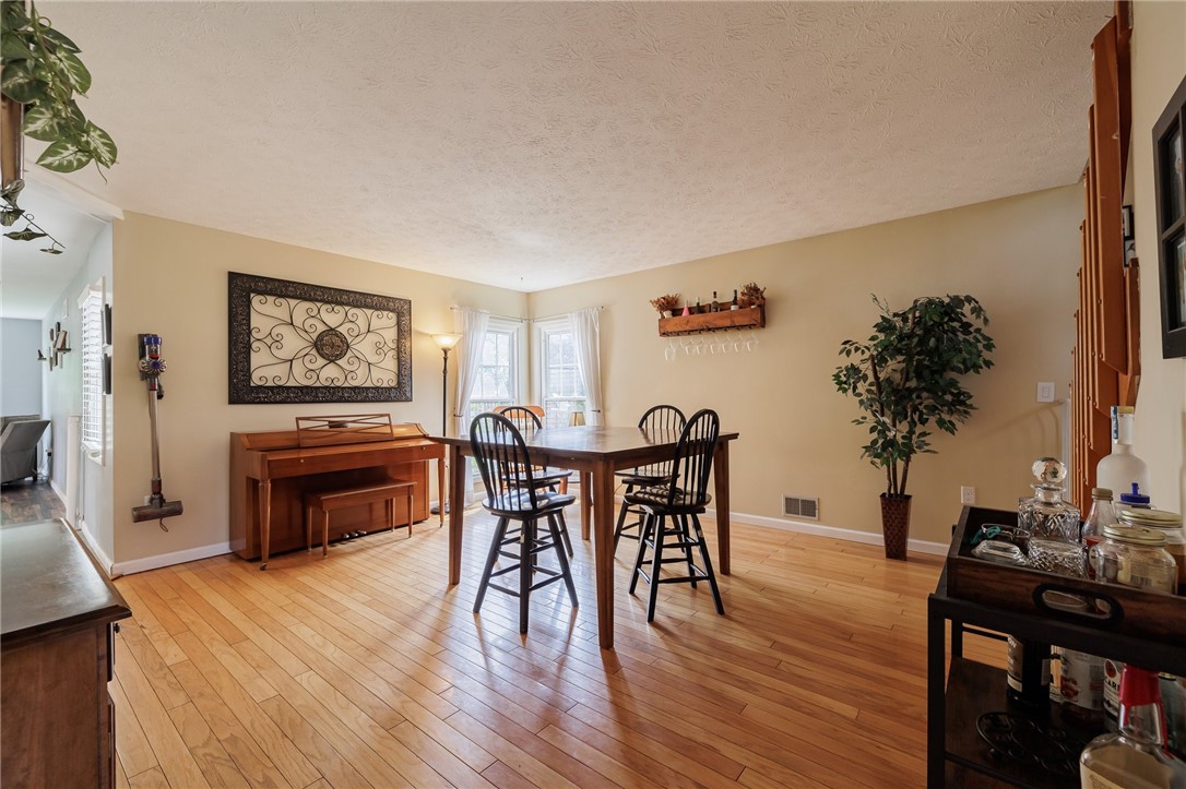 3 White Oak Bend Chili, NY 14624 - Photo 15 of 48