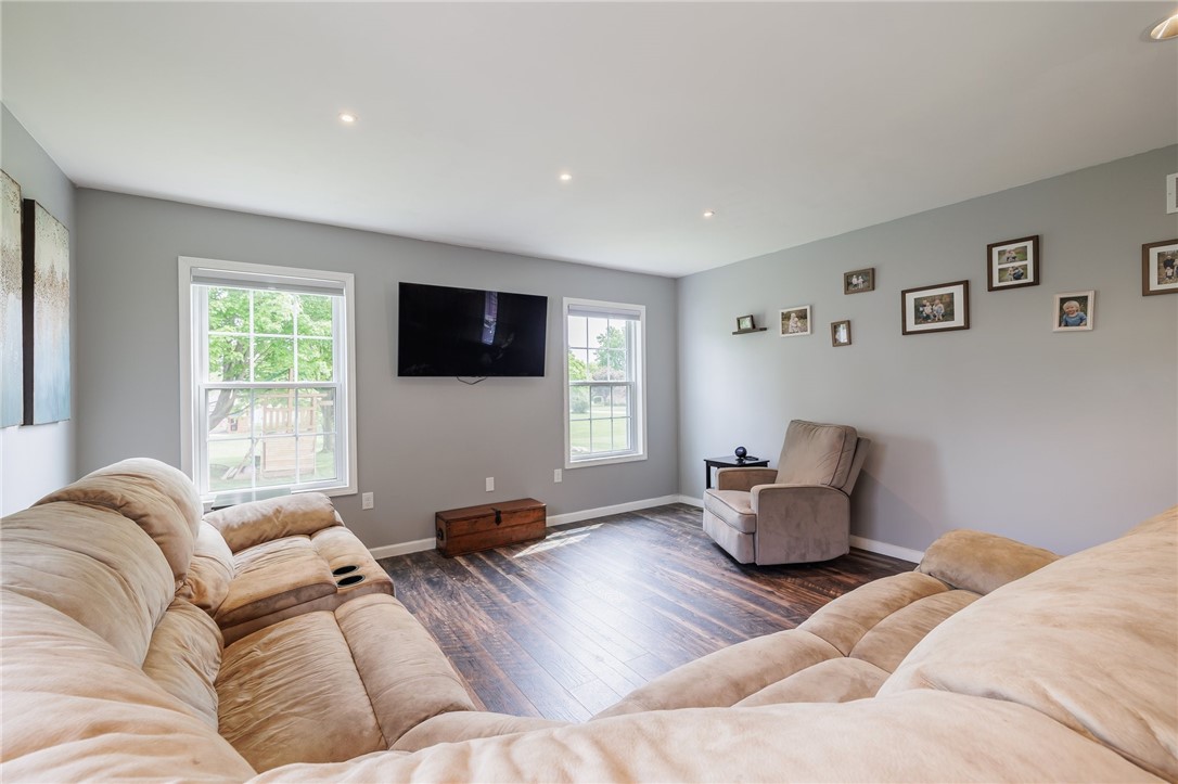 3 White Oak Bend Chili, NY 14624 - Photo 23 of 48