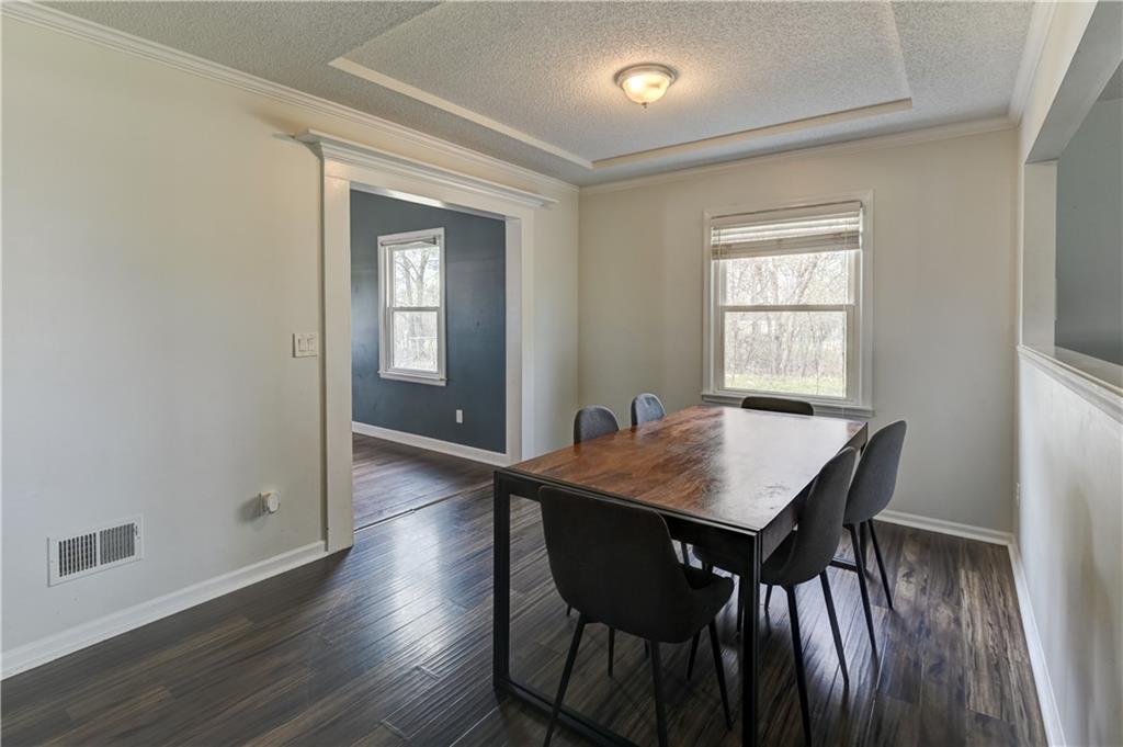 12010 South Moonlight Road Olathe, KS 66061 - Photo 26 of 53
