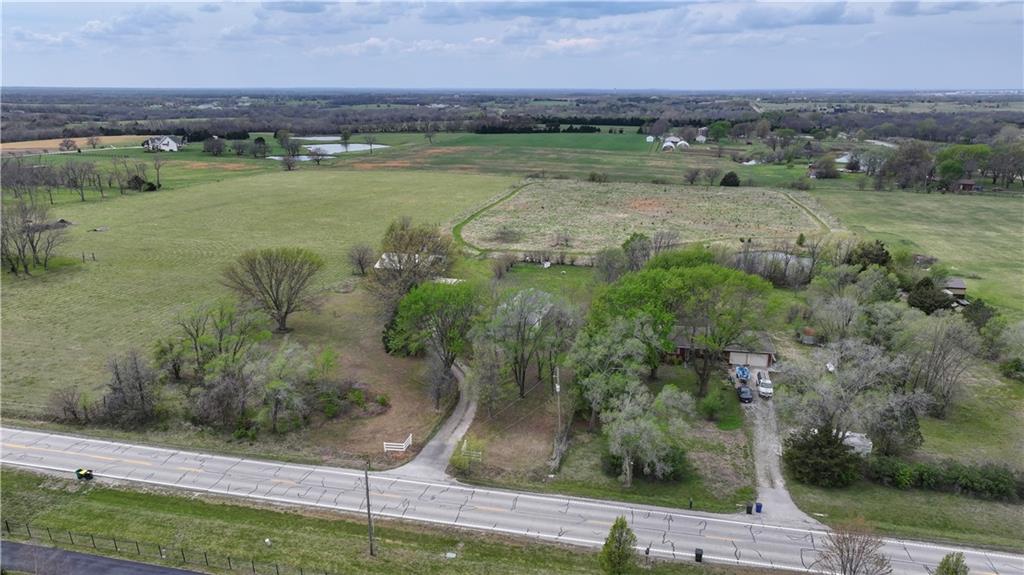 12010 South Moonlight Road Olathe, KS 66061 - Photo 3 of 53