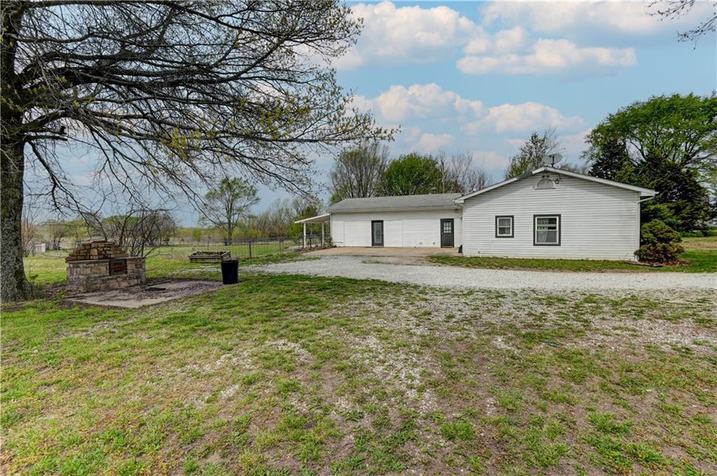 12010 South Moonlight Road Olathe, KS 66061 - Photo 47 of 53