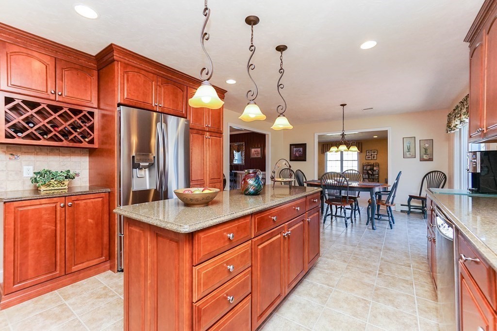 26 Highridge Road Bellingham, MA 02019 - Photo 5 of 42 Gallery Image 5
