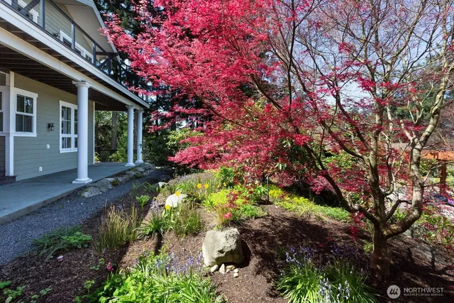 a view of a house with a garage