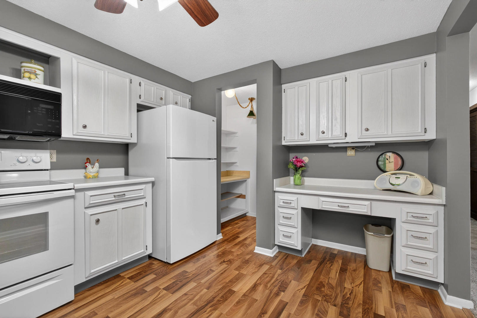 1360 Kimberly Ridge Road, Unit 209 Bettendorf, IA 52722 - Photo 11 of 36