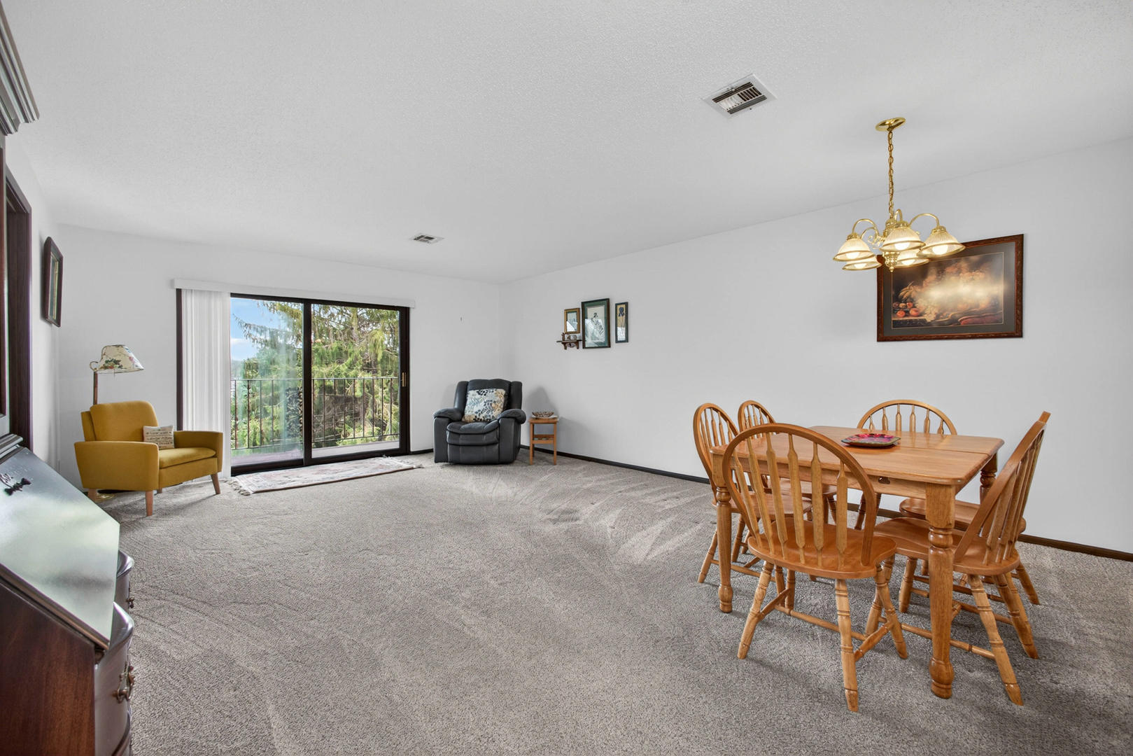 1360 Kimberly Ridge Road, Unit 209 Bettendorf, IA 52722 - Photo 8 of 36