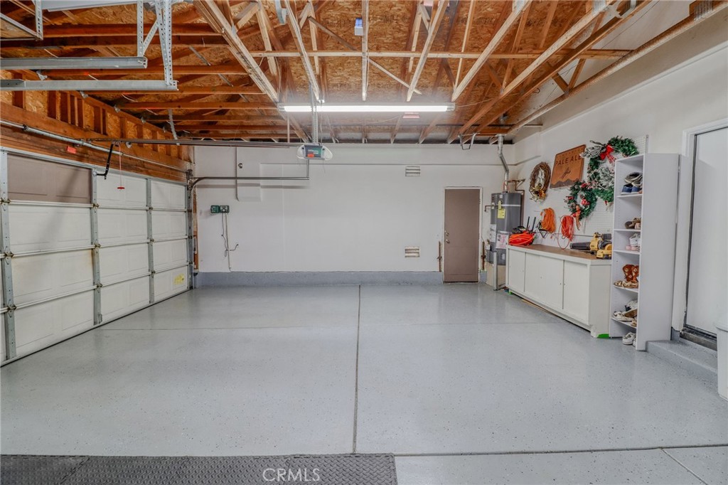 729 Windbound Avenue Beaumont, CA 92223 - Photo 52 of 73 Garage