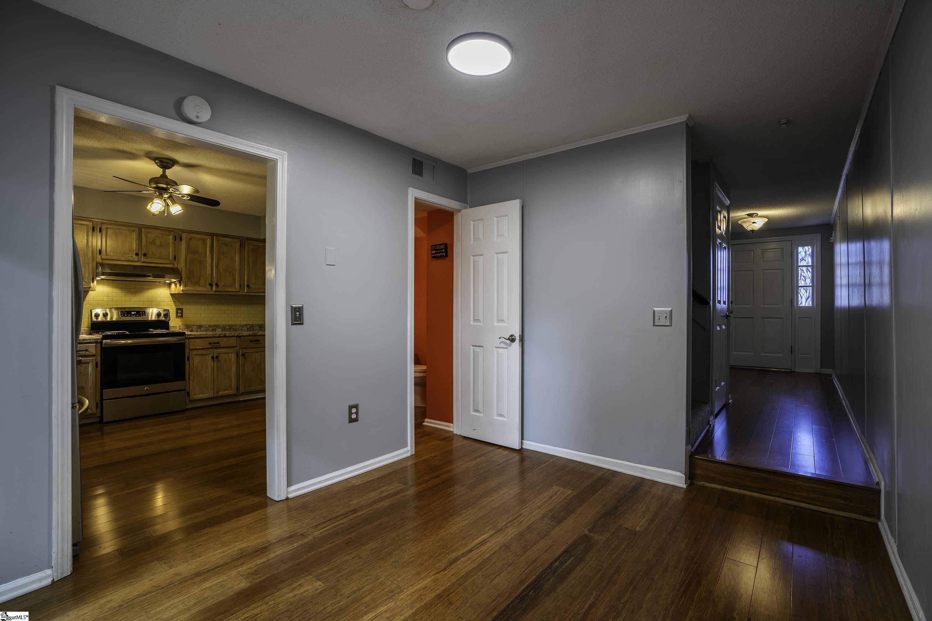 710 Hunts Bridge Road, Unit 16 Greenville, SC 29617 - Photo 15 of 38