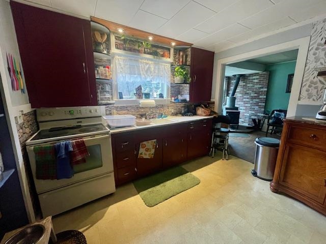 39 Washington Street Gorham, NH 03581 - Photo 2 of 17