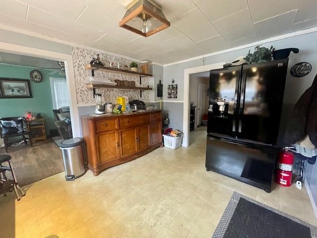 39 Washington Street Gorham, NH 03581 - Photo 4 of 17