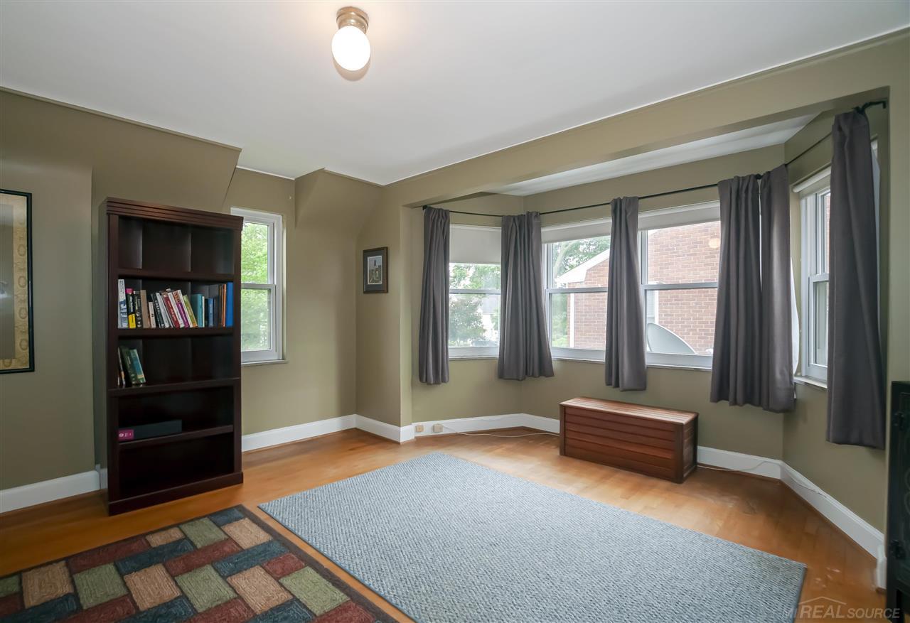 811 Lincoln Road Grosse Pointe, MI 48230 - Photo 33 of 43