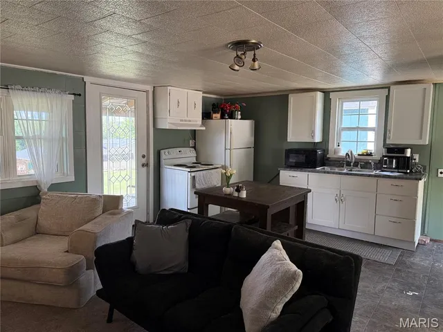 $74,500 | 203 Milford Street, Marble Hill, MO 63764