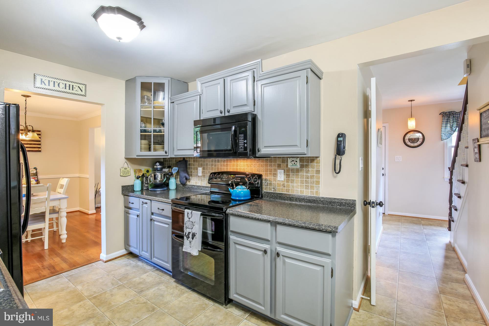 16124 Jerald Road Laurel, MD 20707 - Photo 11 of 30 Kitchen