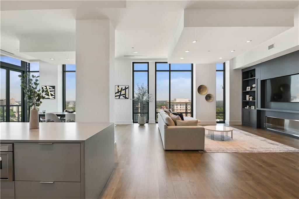 3107 Peachtree Road Northeast, Unit PH2003 Atlanta, GA 30305 - Photo 11 of 63