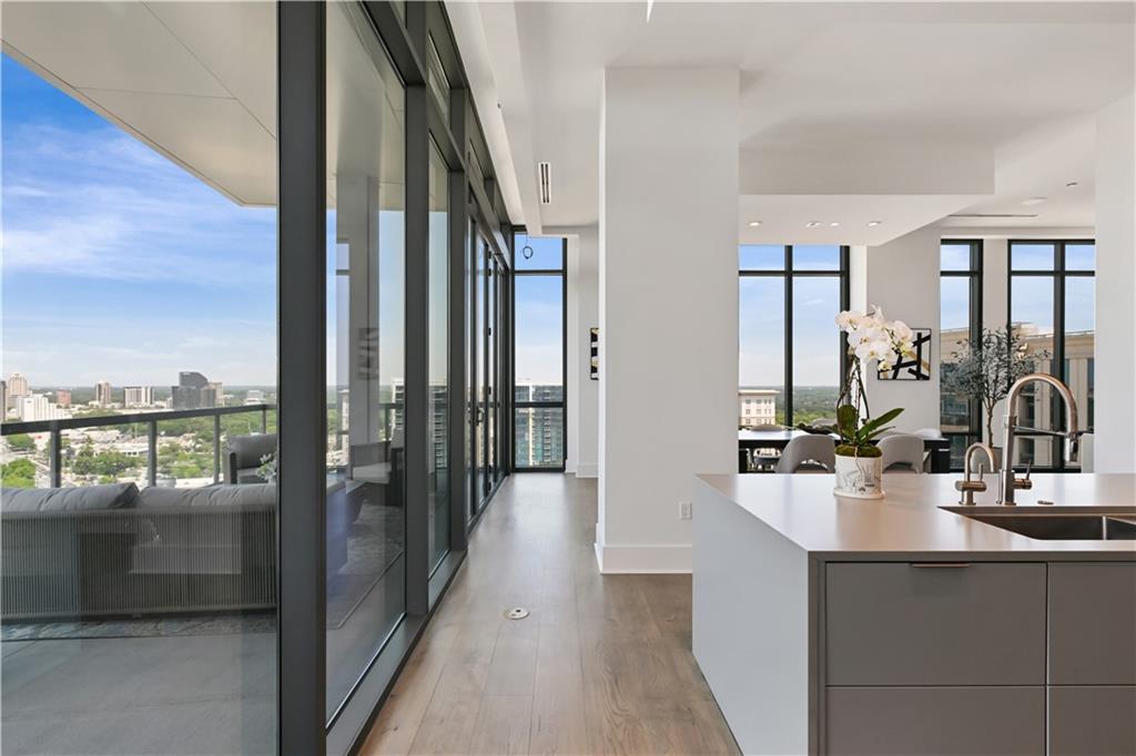 3107 Peachtree Road Northeast, Unit PH2003 Atlanta, GA 30305 - Photo 18 of 63