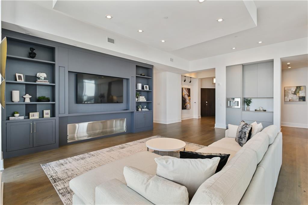 3107 Peachtree Road Northeast, Unit PH2003 Atlanta, GA 30305 - Photo 8 of 63