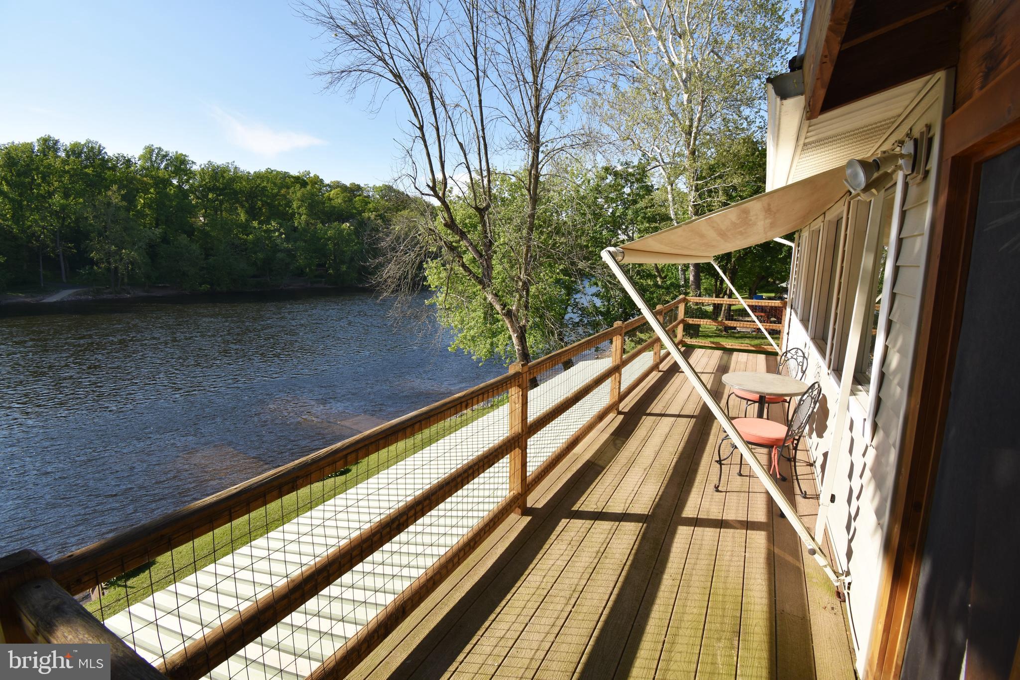 2973 River Road Phillipsburg, NJ 08865 - Photo 15 of 42 Deck