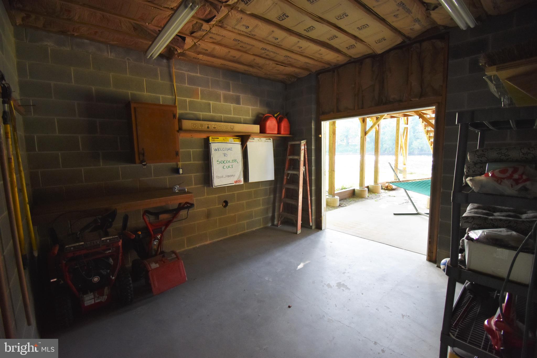 2973 River Road Phillipsburg, NJ 08865 - Photo 40 of 42 Garage