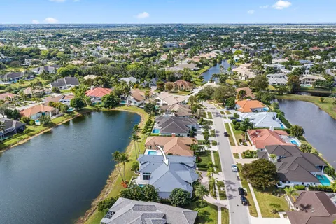 $2,449,026 | 6799 Newport Lake Circle, Boca Raton, FL 33496