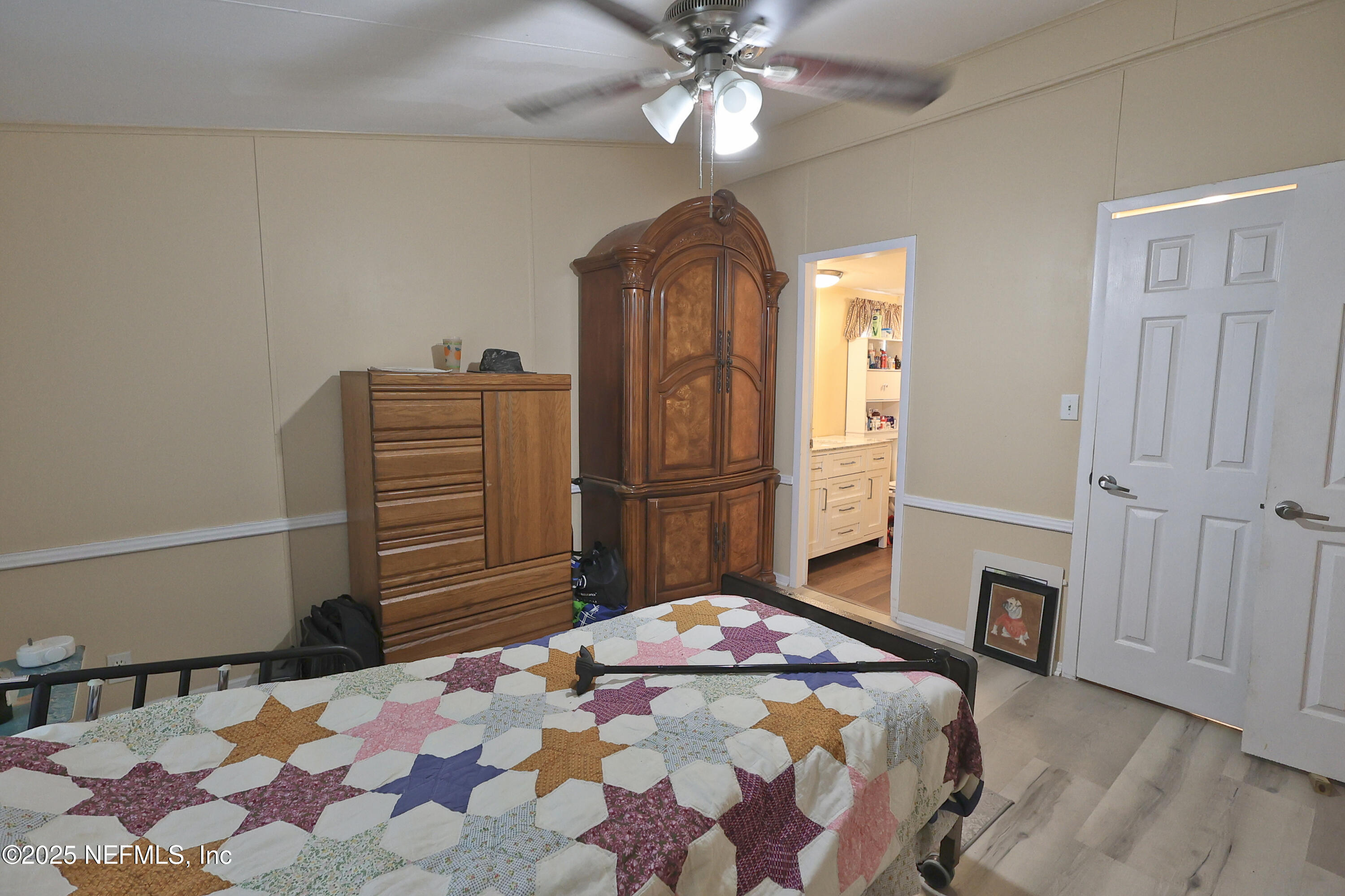 138 Edgewater Road Satsuma, FL 32189 - Photo 28 of 45 Master Bedroom