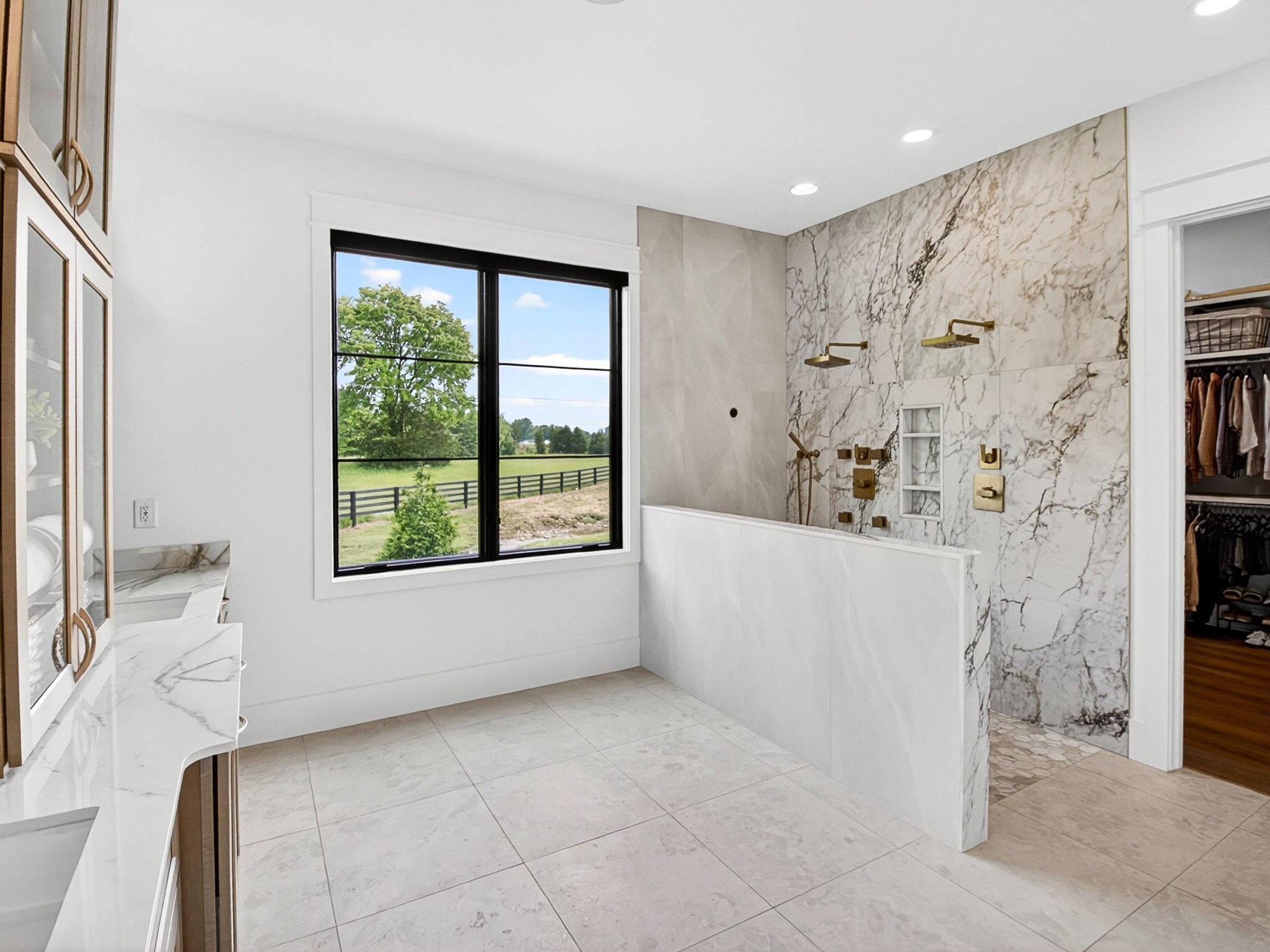 5710 Lunns Store Road Chapel Hill, TN 37034 - Photo 54 of 99 a spacious bathroom with a bathtub and a shower