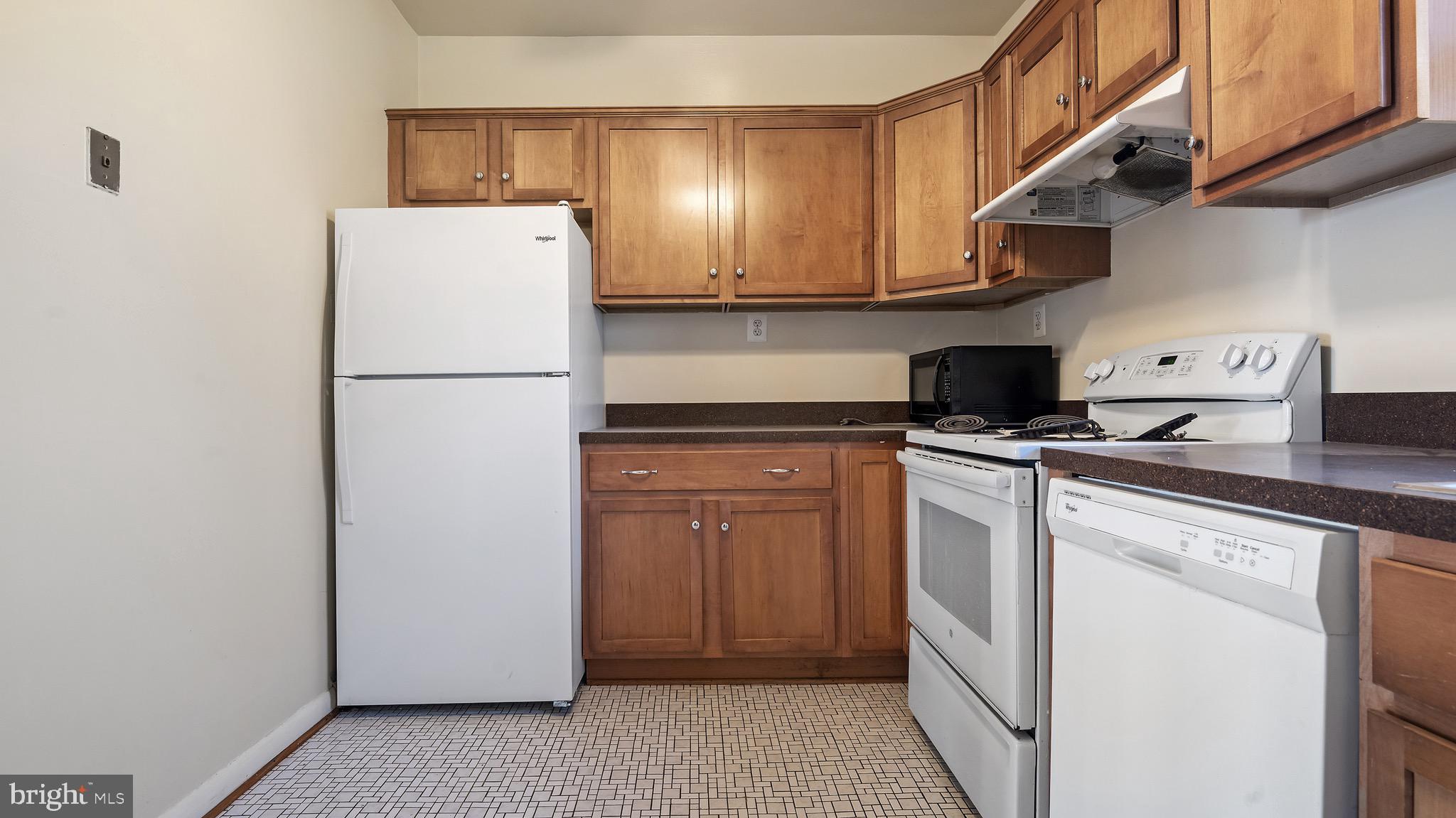 2713 24th Road South Arlington, VA 22206 - Photo 3 of 27