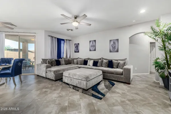 $424,900 | 571 South 165th Drive, Goodyear, AZ 85338
