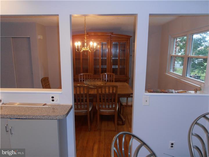 12409 Wyndom Road Philadelphia, PA 19154 - Photo 8 of 20