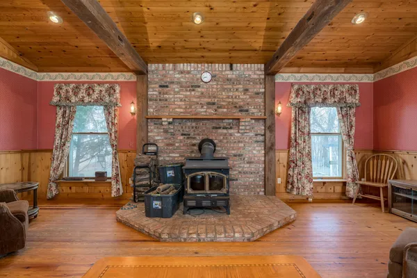 $224,900 | 5822 500th Avenue, Bricelyn, MN 56014