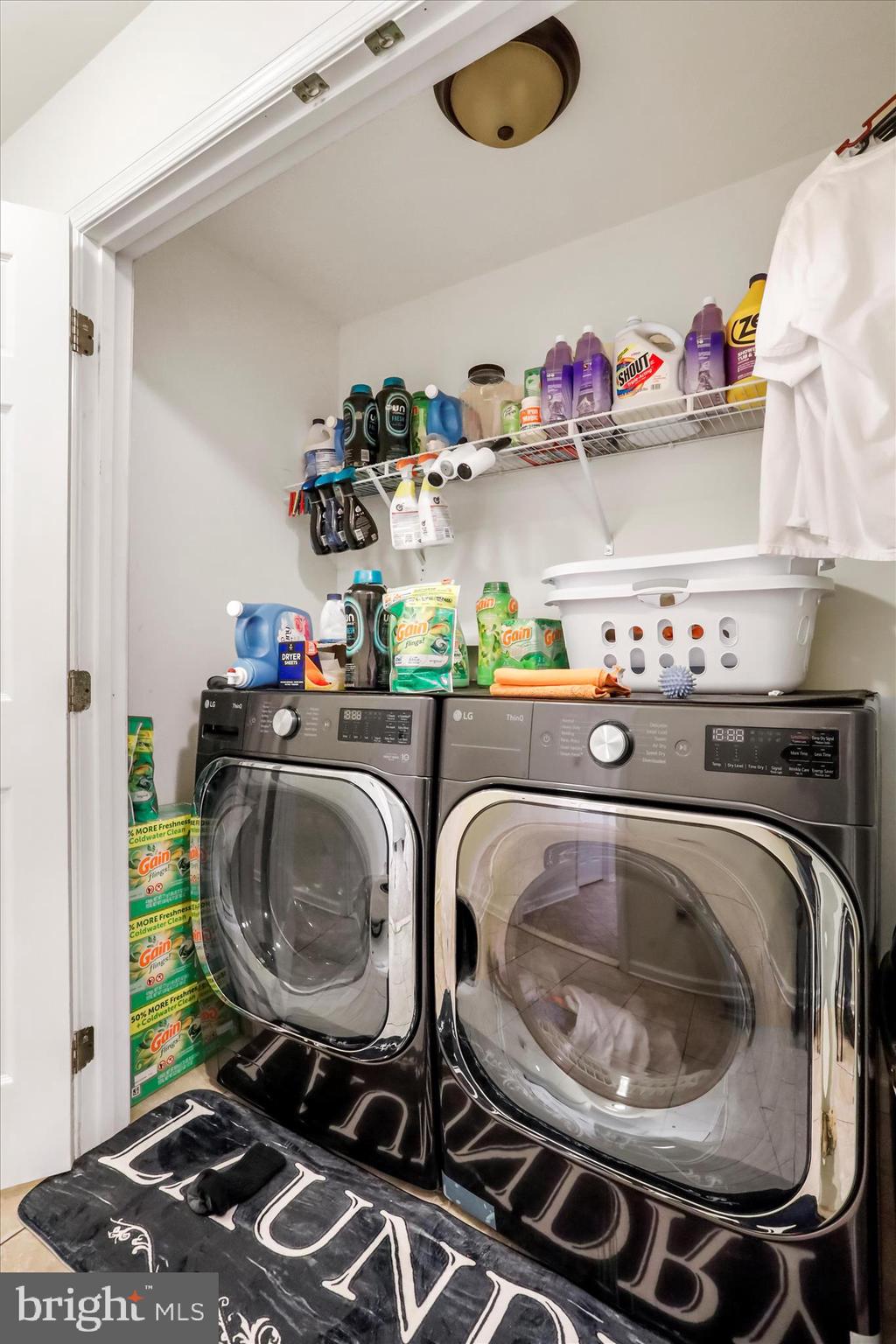 12542 Turkey Farm Road Northeast Little Orleans, MD 21766 - Photo 24 of 77 a utility room with sink dryer and washer