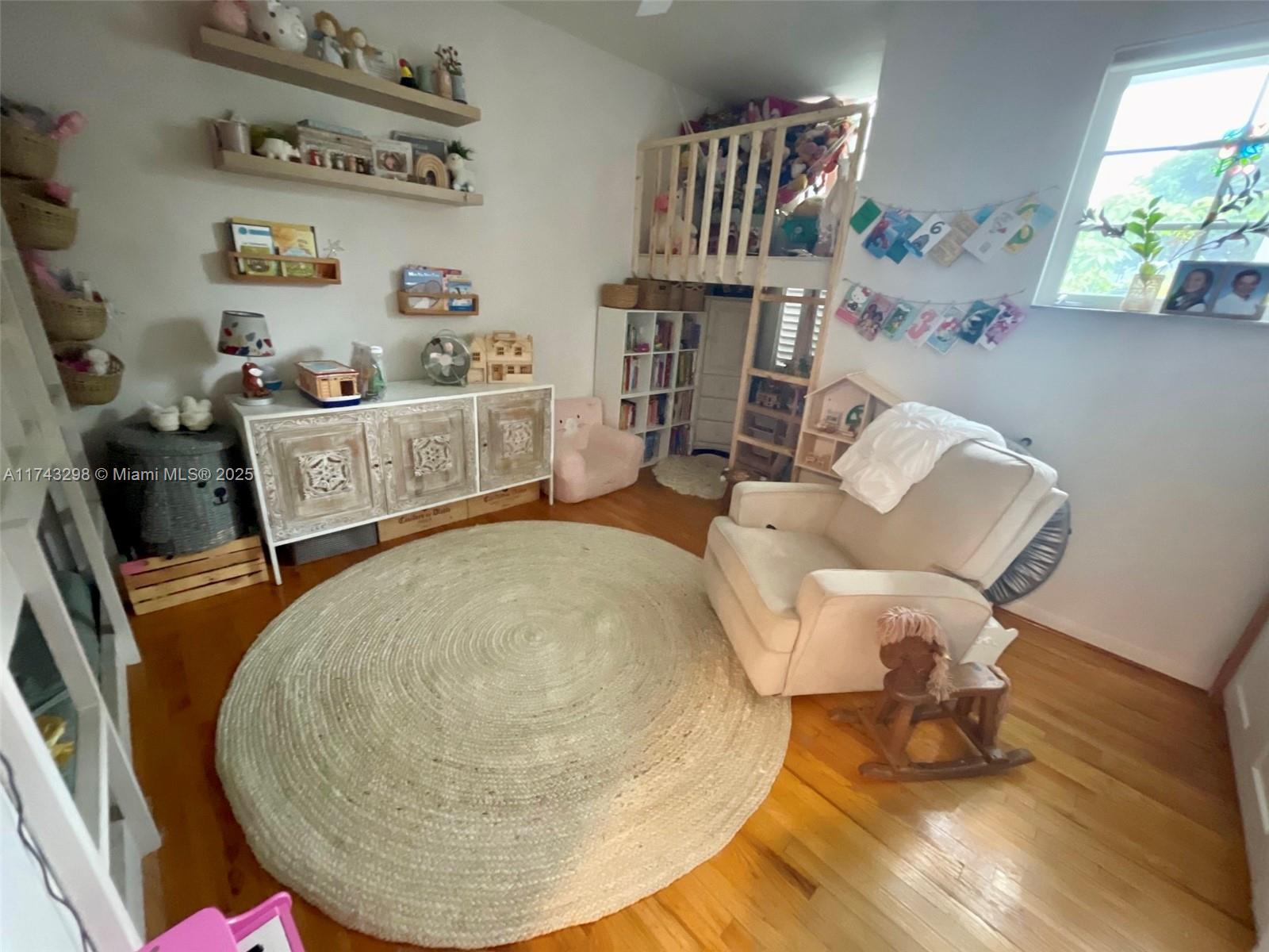 835 10th Street, Unit 105 Miami Beach, FL 33139 - Photo 18 of 27 second bedroom