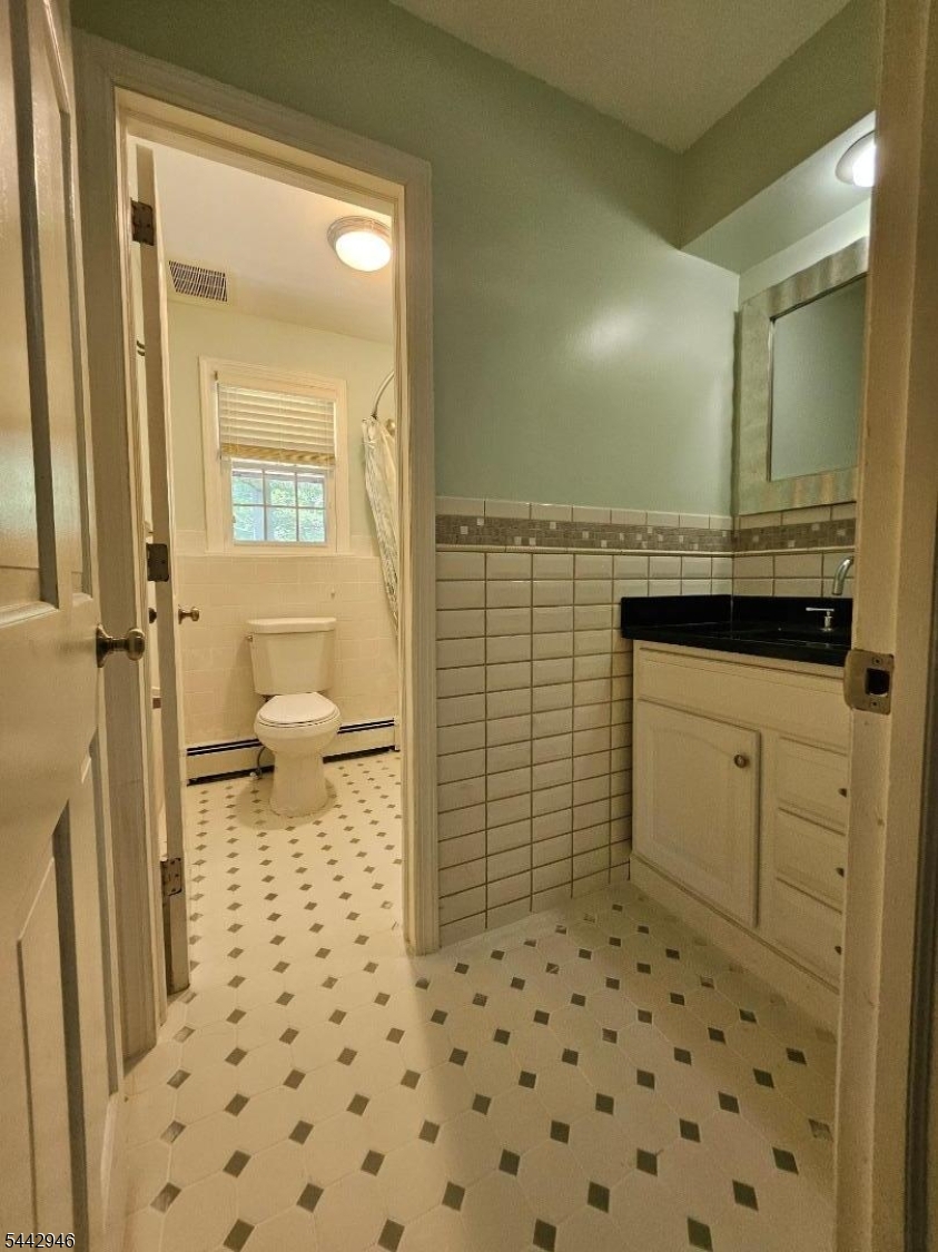9 Fox Road Montville, NJ 07045 - Photo 14 of 19